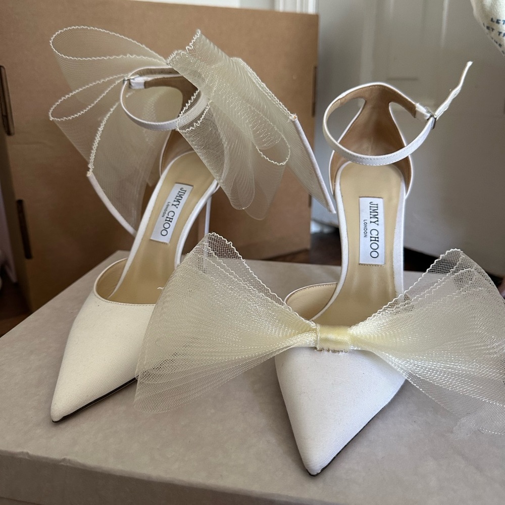 Jimmy Choo Averly Bow Heels